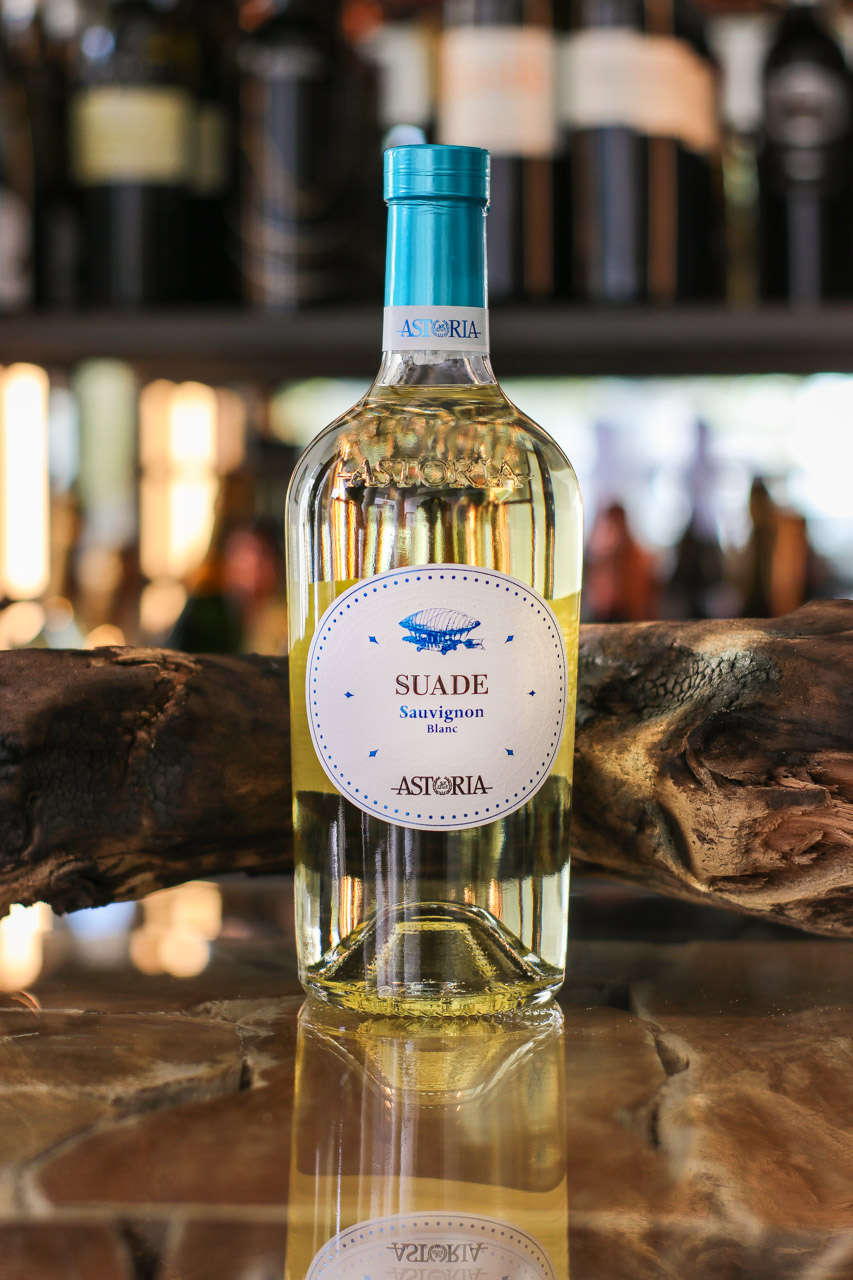SUADE ASTORIA