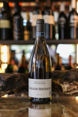 INTERNATIONAL WHITE WINES